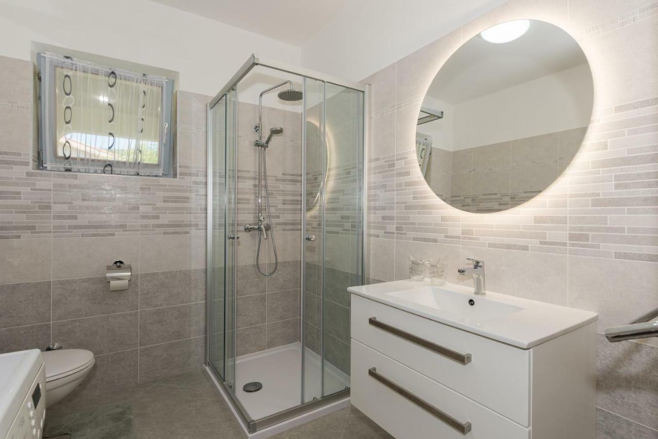 Adriatic Apartment Rabac Bagian luar foto